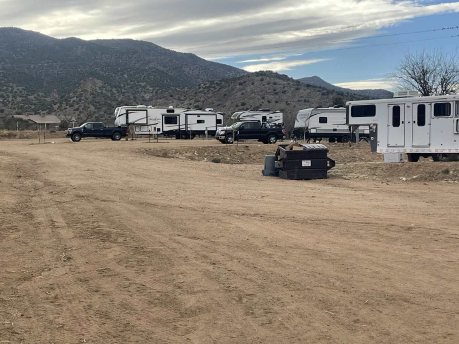 Working Cattle Ranch - glamping.directory