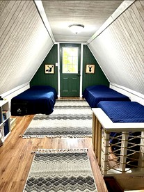 Gorgeous Secluded Cabin with Hiking Trails Near in Frenchburg, Kentucky - Frenchburg, Kentucky - glamping.directory