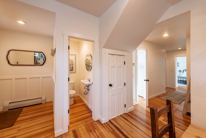 Spacious Modern Vacation Rental for Family Getaways on a Gorgeous Private Farm in Woodridge, New York - Woodridge, New York - glamping.directory