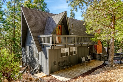 Incredible Modern A-Frame Cabin with Beautiful Deck Surrounded by Trees for an Unforgettable Unique Getaway in Nature in Lake Arrowhed, California - glamping.directory