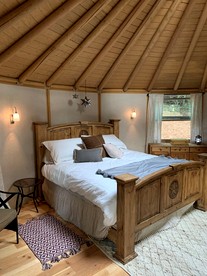 Cozy Yurt in the Woods for a Romantic Off-Grid Escape near Weed, California - Weed, California - glamping.directory
