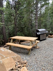 Cozy Yurt in the Woods for a Romantic Off-Grid Escape near Weed, California - Weed, California - glamping.directory