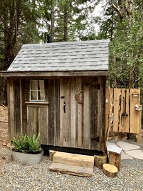 Cozy Yurt in the Woods for a Romantic Off-Grid Escape near Weed, California - Weed, California - glamping.directory
