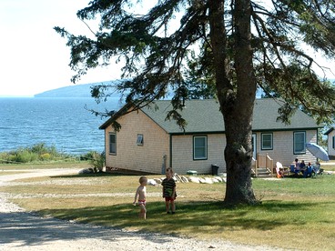 Beautiful Beach Cottage Rental for Family Getaway to Belfast, Maine - glamping.directory