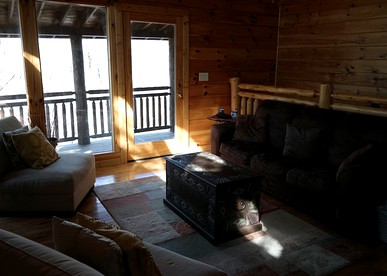 Spectacular Woodland Cabin near Smoky Mountains in Sevierville, Tennessee - Sevierville, Tennessee - glamping.directory