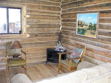Family-Friendly Log Cabin Rental with a Private Porch near Gunnison, Colorado - Lake City, Colorado - glamping.directory