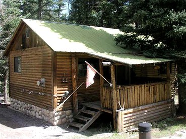 Family-Friendly Log Cabin Rental with a Private Porch near Gunnison, Colorado - Lake City, Colorado - glamping.directory
