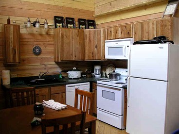 Family-Friendly Log Cabin Rental with a Private Porch near Gunnison, Colorado - Lake City, Colorado - glamping.directory