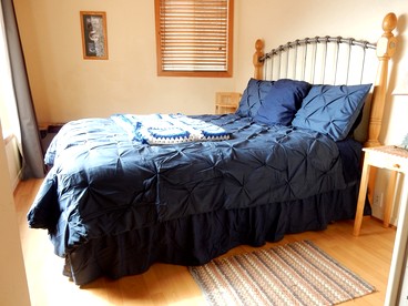 Rustic Cabin Rental with Gorgeous Bay Views in Homer, Alaska - Homer, Alaska - glamping.directory