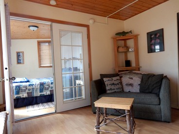 Rustic Cabin Rental with Gorgeous Bay Views in Homer, Alaska - Homer, Alaska - glamping.directory