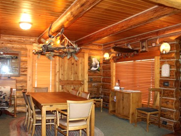 Authentic Cabin Rental with Hot Tub and Mountain Views in Columbia Falls, Montana - Columbia Falls, Montana - glamping.directory