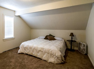 Incredible Nacogdoches Cabin Rentals Ideal for Large Group Getaways in Texas - Nacogdoches, Texas - glamping.directory