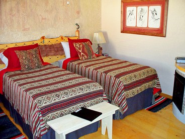 Charming Two-Person Suite Rental in the Mountains of Williams, Arizona - glamping.directory