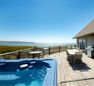 Family-Friendly Beach House Rental with Hot Tub for Glamping in Northern California - Dillon Beach, California - glamping.directory