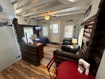 Private Cottage for Romantic Vacations near West Penobscot Bay, Maine - Lincolnville, Maine - glamping.directory