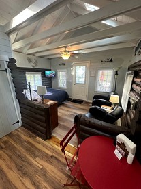 Private Cottage for Romantic Vacations near West Penobscot Bay, Maine - Lincolnville, Maine - glamping.directory