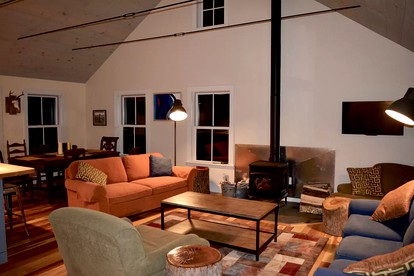 Spacious and Secluded Cabin Perfect for Winter in Huntington, Vermont - Huntington, Vermont - glamping.directory
