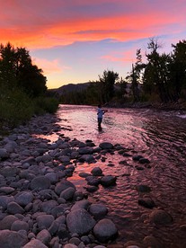 Comfortable Vacation Rental for a Fishing Getaway on the Bitterroot River, Montana - Darby, Montana - glamping.directory