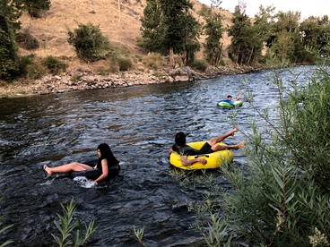 Comfortable Vacation Rental for a Fishing Getaway on the Bitterroot River, Montana - Darby, Montana - glamping.directory