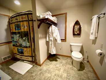 Comfortable Vacation Rental for a Fishing Getaway on the Bitterroot River, Montana - Darby, Montana - glamping.directory