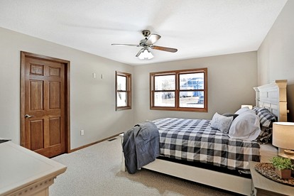 Lakefront Cottage Fully Equipped with Excellent Location in Saint Croix Falls, Wisconsin - Saint Croix Falls, Wisconsin - glamping.directory