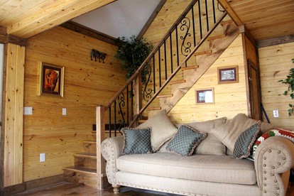 Creekside Cabin Rental Perfect for Families near Guntersville Lake, Alabama - Union Grove, Alabama - glamping.directory