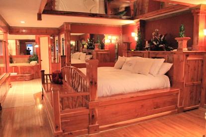 Creekside Cabin Rental Perfect for Families near Guntersville Lake, Alabama - Union Grove, Alabama - glamping.directory