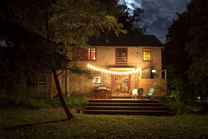 Beautifully Renovated Barn in Upstate New York - Tivoli, New York - glamping.directory