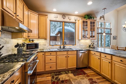 Cozy and Fully-Equpiied Cabin Ideal For a Family Trip to the Snowy Ski Slopes of Frisco, Colorado - Frisco, Colorado - glamping.directory