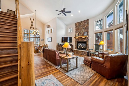Cozy and Fully-Equpiied Cabin Ideal For a Family Trip to the Snowy Ski Slopes of Frisco, Colorado - Frisco, Colorado - glamping.directory