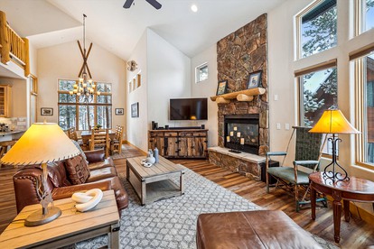 Cozy and Fully-Equpiied Cabin Ideal For a Family Trip to the Snowy Ski Slopes of Frisco, Colorado - Frisco, Colorado - glamping.directory
