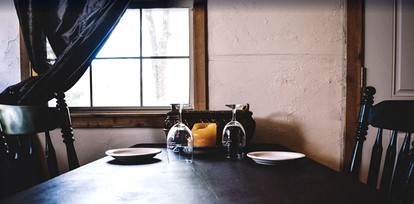 Charming Athens Accommodation Perfect for Romantic Getaways in Texas - Athens, Texas - glamping.directory