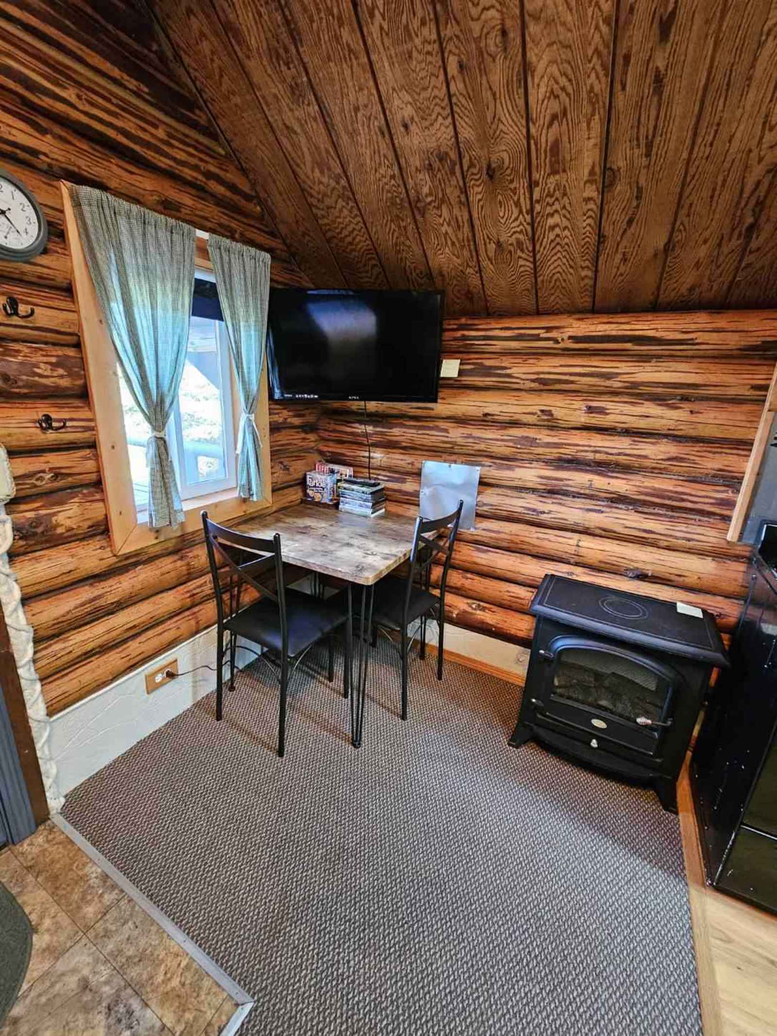 Alder Avenue Rentals - Ninilchik, Alaska - glamping.directory