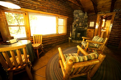 Cozy Family-Friendly Log Cabin Rental with Breakfast Included in Sedona - Sedona, Arizona - glamping.directory