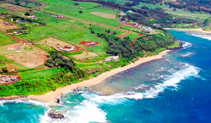 Beachfront Cottage Rental with Snorkeling near Anahola, Hawaii - Anahola , Hawaii - glamping.directory