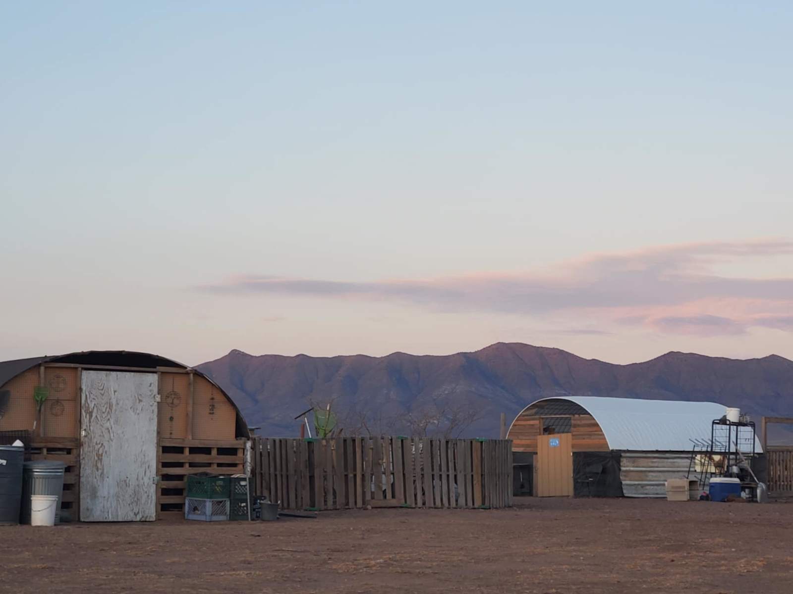Looney Zuni Acres - Mc Neal, Arizona - glamping.directory