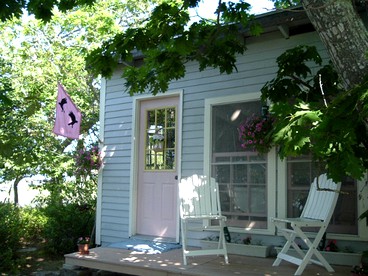 Off-The-Grid Cottage Rental with Beautiful Views on Crow Island, Maine - glamping.directory