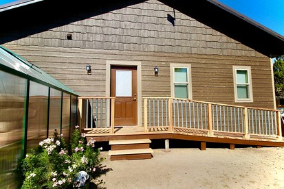 Upper Level Ranch Accommodation for Glamping in Montana - Whitehall, Montana - glamping.directory