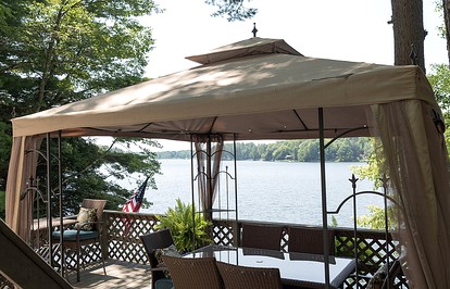 Secluded Cabin with Waterfront Views on Hadlock Pond in Fort Ann, New York - Fort Ann, New York - glamping.directory