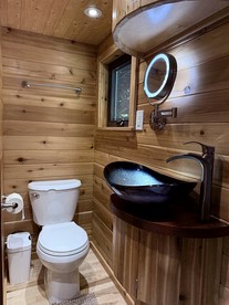 Magical Riverside Cabin Haven Near Umpqua River, Oregon - Idleyld Park, Oregon - glamping.directory