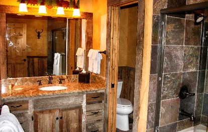 Cozy Log Cabin Rental on an 800-Acre Private Lodge in Belt, Montana - Belt, Montana - glamping.directory