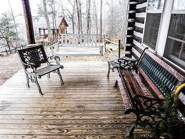 Charming Glamping Rental with Fireplace near Great Smoky Mountains National Park - Greeneville, Tennessee - glamping.directory