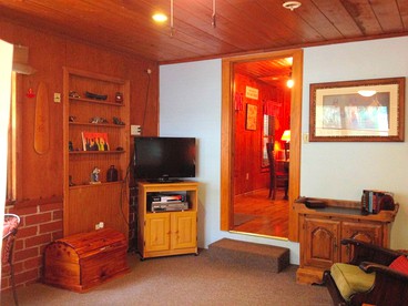 Lakefront Weekend Getaway with a Private Dock near the Ocala National Forest, Florida - Orange Springs, Florida - glamping.directory