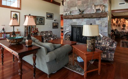 Lavish Vacation Rental with an Outdoor Kitchen in Harshaw, Wisconsin - Harshaw, Wisconsin - glamping.directory