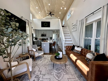 Lofted Tiny Retreat with Private Lake Dock and Spa in Tennessee - Tracy City, Tennessee - glamping.directory