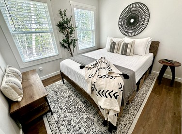 Lofted Tiny Retreat with Private Lake Dock and Spa in Tennessee - Tracy City, Tennessee - glamping.directory