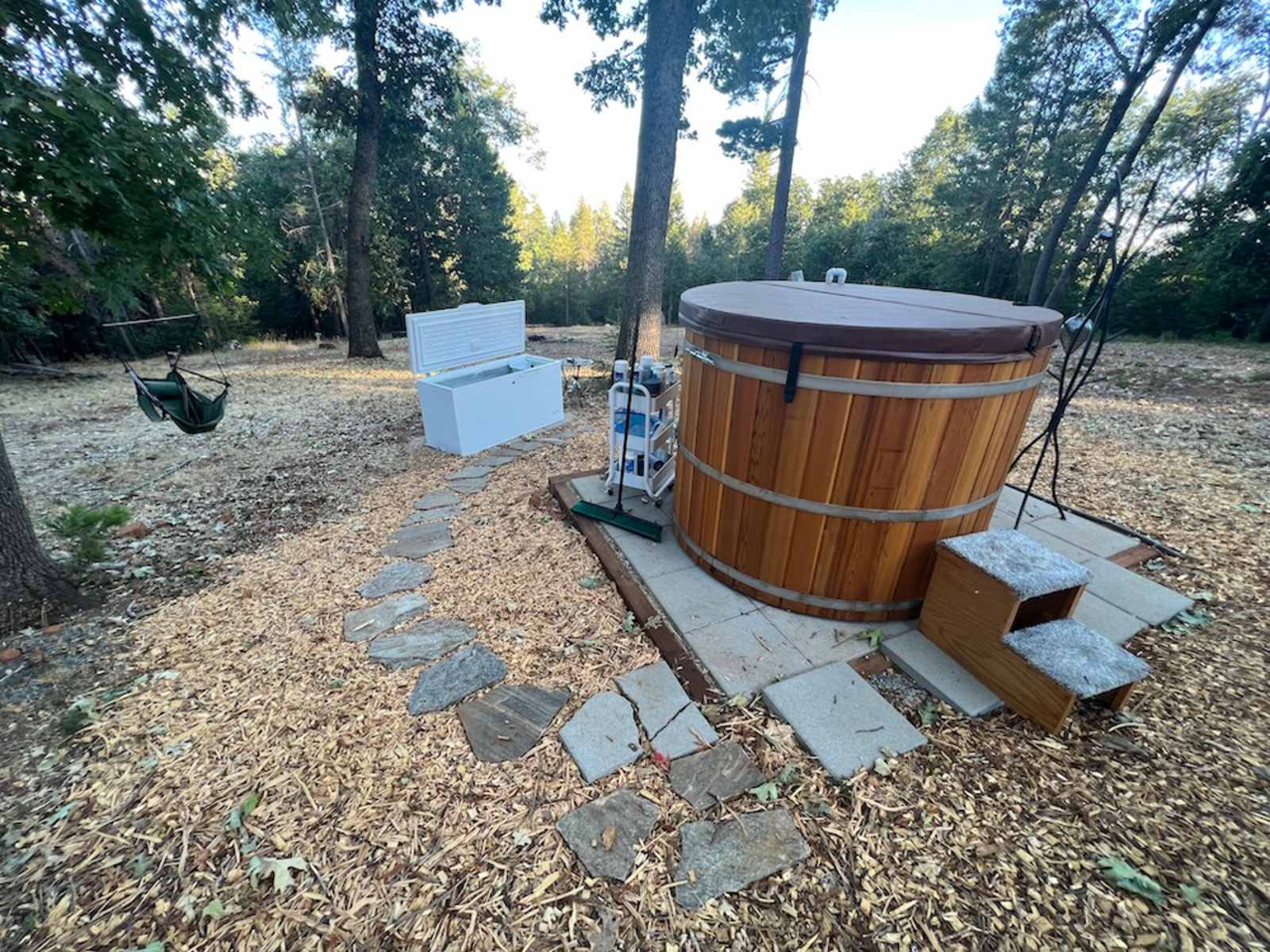 Starry Hot Tub/Cold Plunge Glamping - Nevada City, California - glamping.directory