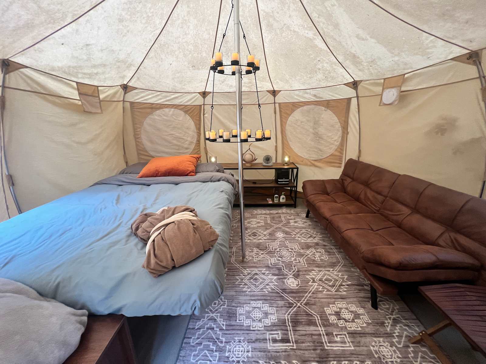 Starry Hot Tub/Cold Plunge Glamping - Nevada City, California - glamping.directory