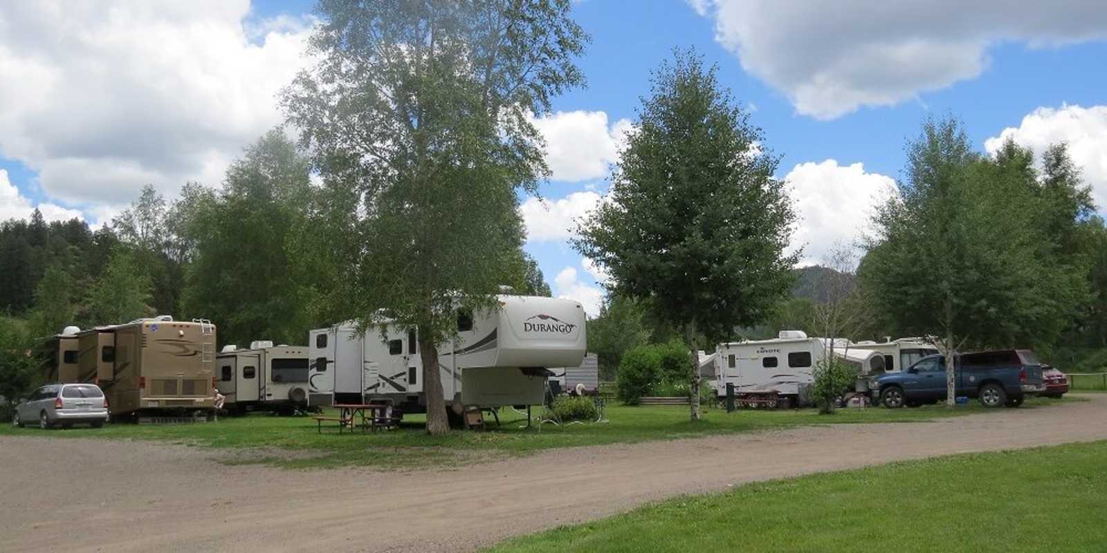 Last Resort on the River - Pagosa Springs, Colorado - glamping.directory
