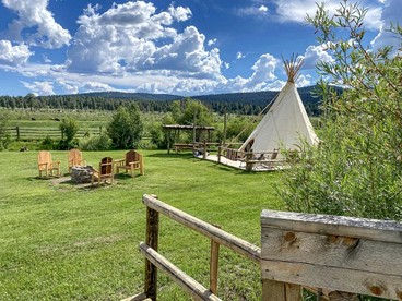 Wolf Tipis 4 - Moab, Utah - glamping.directory